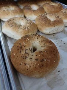 Seeded bagels